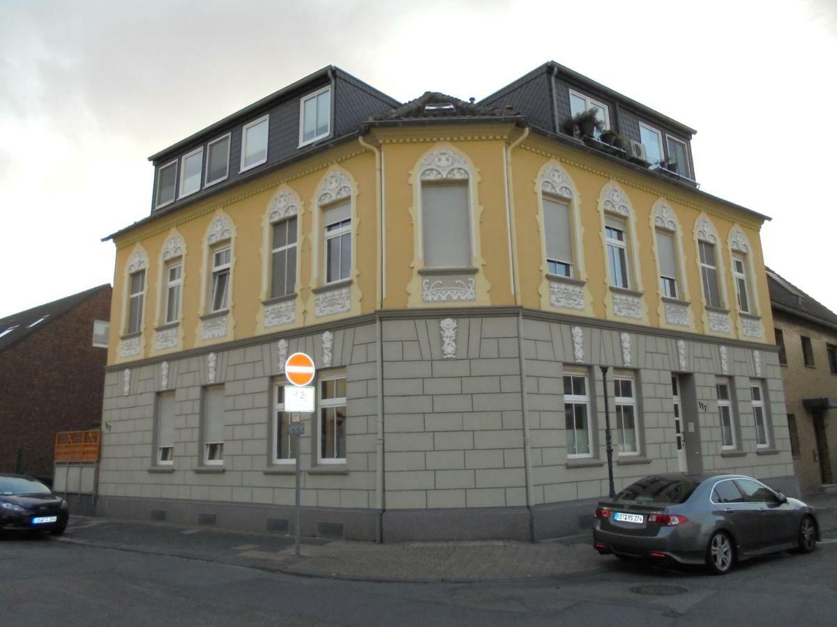Ferienwohnung Mit Terasse Oberhausen  Exteriör bild